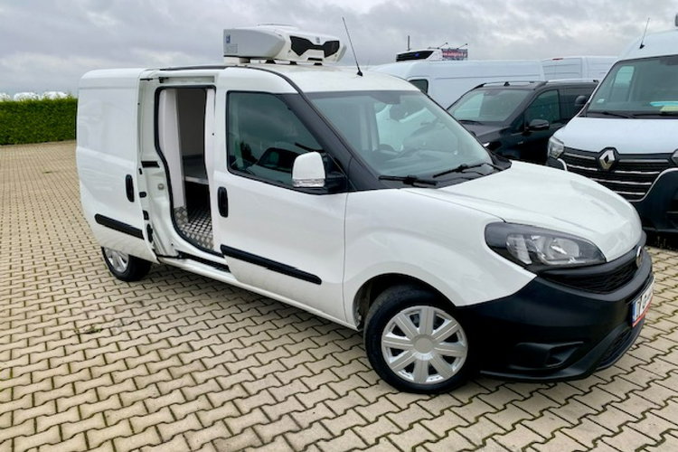 Fiat Doblo SALON PL / MROŻNIA - CHŁODNIA -20st.C / DŁUGI / 93 tys.km / GWARANCJA zdjęcie 2
