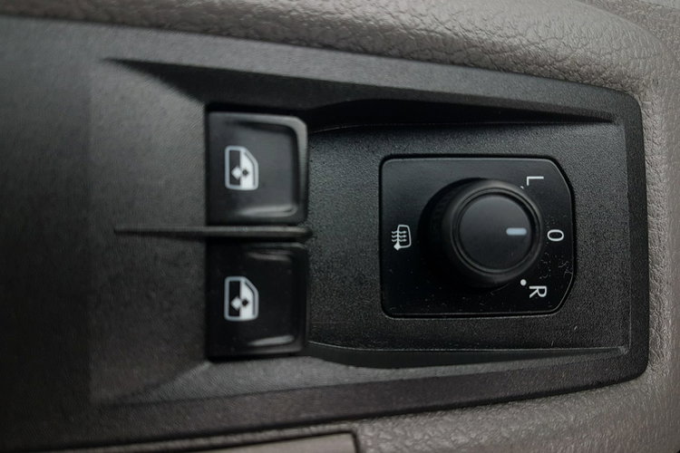 Volkswagen Crafter CHŁODNIA MROŹNIA AGREGTA IZOTERMA GRZANIE DŁUGI WYSOKI KLIMA zdjęcie 9