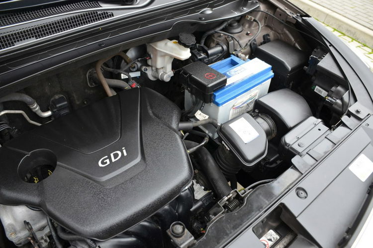 Kia Sportage Czarna Zarejestrowana 1.6GDI 135KM Serwis Navi Skóra Parktronik Alu zdjęcie 11