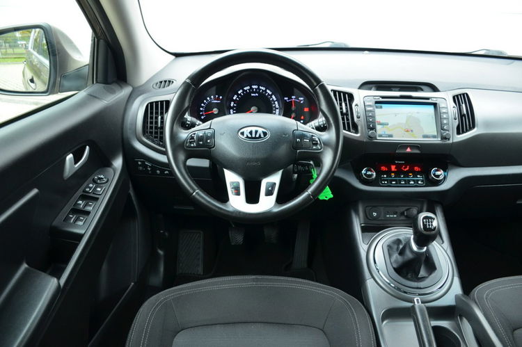 Kia Sportage Czarna Zarejestrowana 1.6GDI 135KM Serwis Navi Skóra Parktronik Alu zdjęcie 28