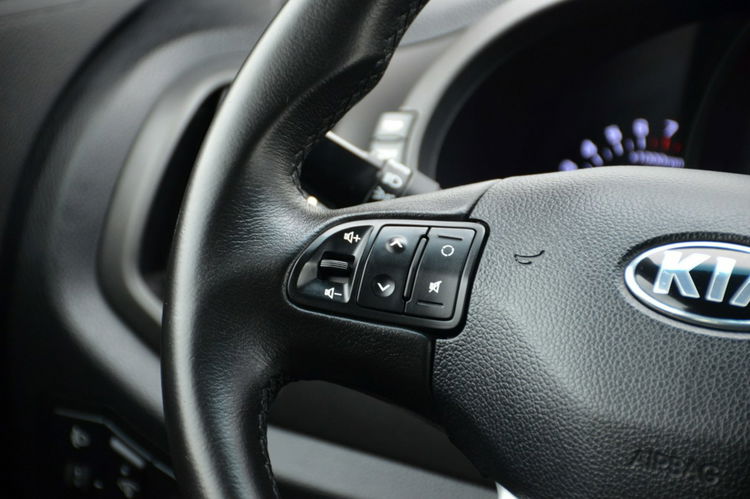 Kia Sportage Czarna Zarejestrowana 1.6GDI 135KM Serwis Navi Skóra Parktronik Alu zdjęcie 32
