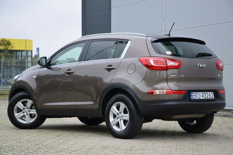 Kia Sportage Czarna Zarejestrowana 1.6GDI 135KM Serwis Navi Skóra Parktronik Alu zdjęcie 8