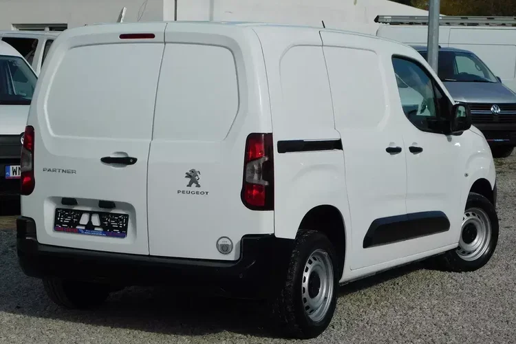 Peugeot PARTNER zdjęcie 2