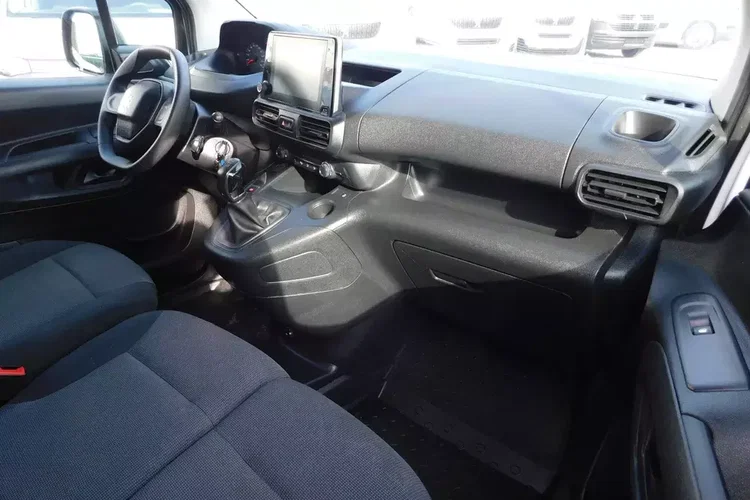 Peugeot PARTNER zdjęcie 5