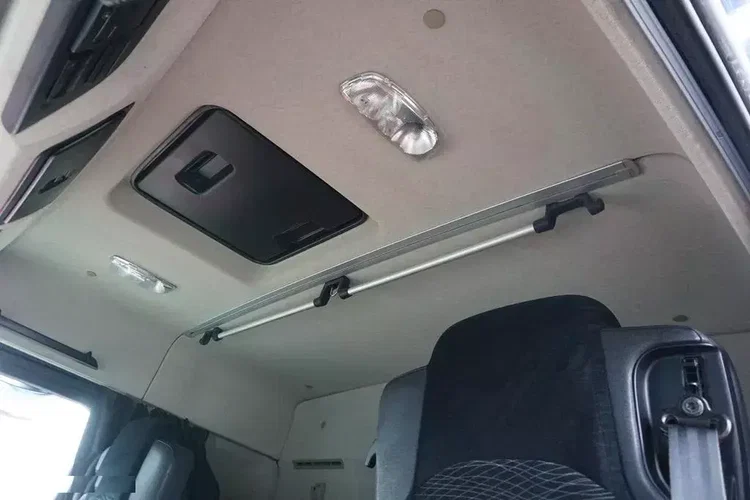 Mercedes ACTROS / 2543 / ACC / E 6 / PEŁNY ADR / SKRZYNIOWY / ZAWIESIE POD WÓZEK zdjęcie 17