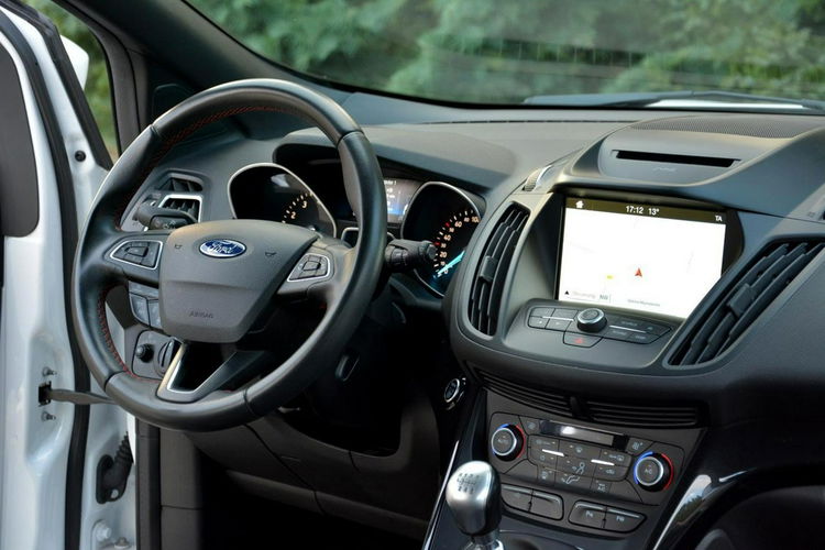 Kuga 81tys Lift ST-Line Radar ACC Navi Ledy Kamera Blis ParkAssist ASO FORD zdjęcie 23