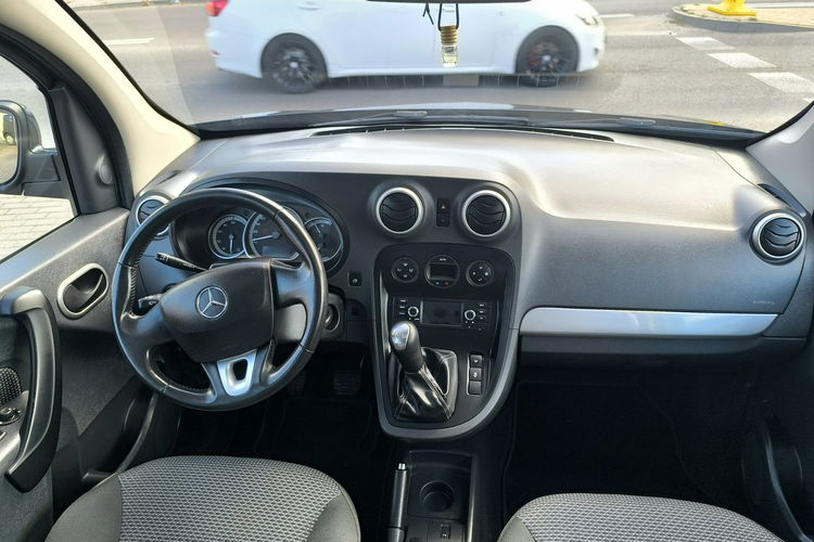 Mercedes Citan Tourer 1.5 dCi Klimatronic Navi Kamera Panorama Grzane fotele zdjęcie 22