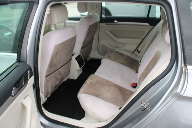Volkswagen Passat Salon Polska I właściciel Comfortline zdjęcie 11