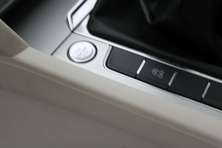 Volkswagen Passat Salon Polska I właściciel Comfortline zdjęcie 23