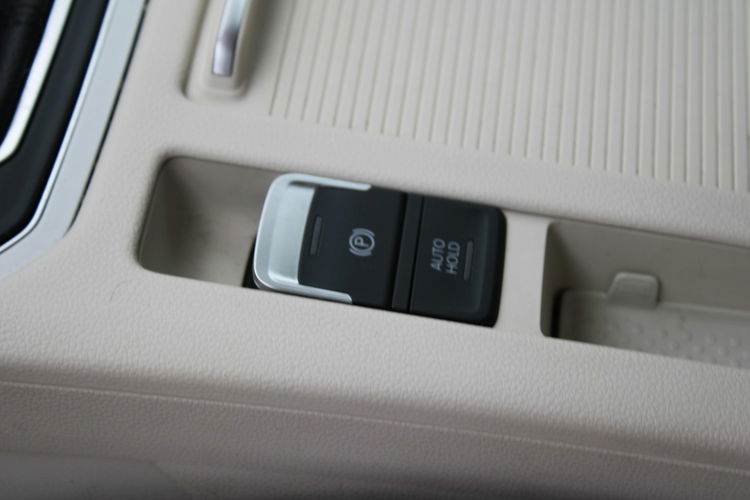Volkswagen Passat Salon Polska I właściciel Comfortline zdjęcie 24