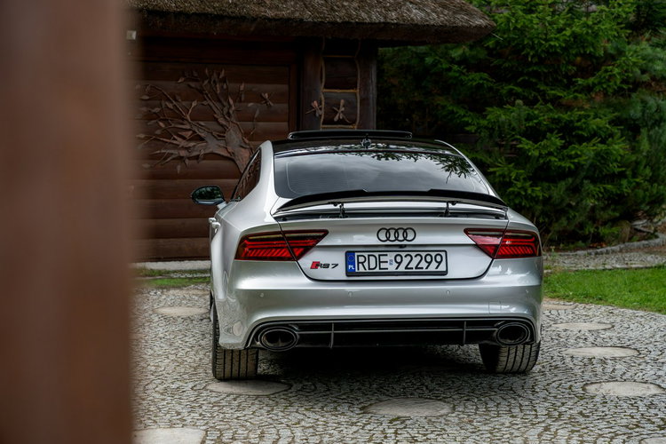 Audi RS7 Sportback / 4.0 TFSI 560KM / Quattro / Tiptronic / Wydech RS / Carbon zdjęcie 14