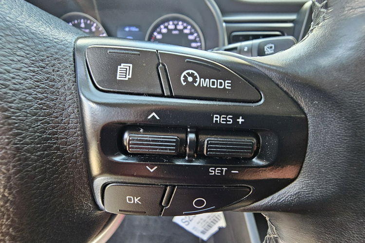 Kia Rio model 2018, grzana kierownica i fotele, asystent pasa, radar zdjęcie 22