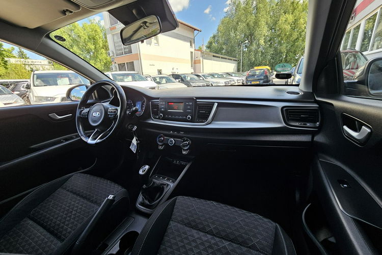 Kia Rio model 2018, grzana kierownica i fotele, asystent pasa, radar zdjęcie 24