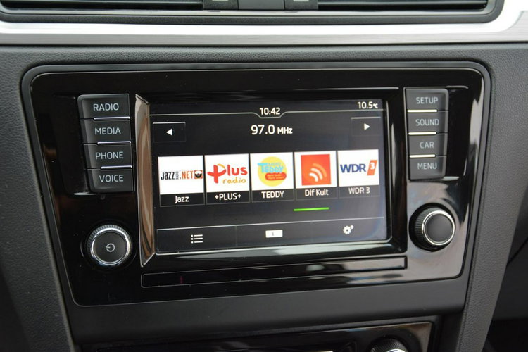 RAPID 1.4TDI (90KM) DSG Parktronic Klimatronic z Niemiec ASO Skoda zdjęcie 22