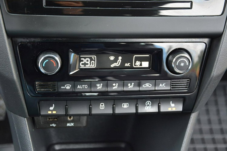 RAPID 1.4TDI (90KM) DSG Parktronic Klimatronic z Niemiec ASO Skoda zdjęcie 24