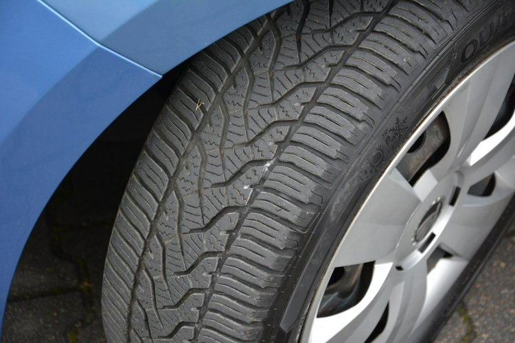 RAPID 1.4TDI (90KM) DSG Parktronic Klimatronic z Niemiec ASO Skoda zdjęcie 29