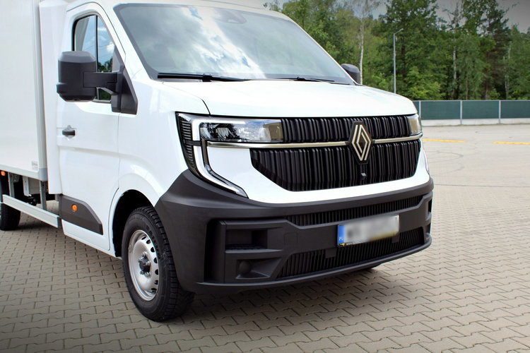 Master Renault Master kontener 9eup + winda BAR 750kg zdjęcie 15