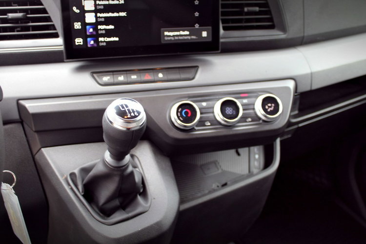 Master Renault Master kontener 9eup + winda BAR 750kg zdjęcie 25