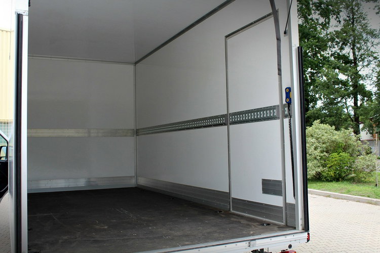 Master Renault Master kontener 9eup + winda BAR 750kg zdjęcie 34