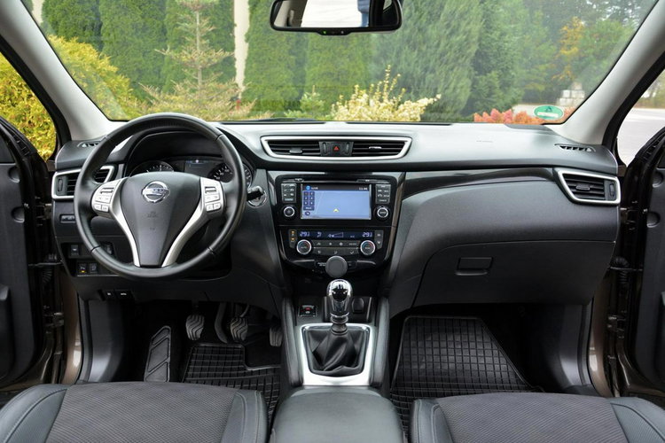 Nissan Qashqai 1.6dci(130KM)4x4 Tekna+Led Skóry Navi Kamera360 Alu 19" ASO zdjęcie 25