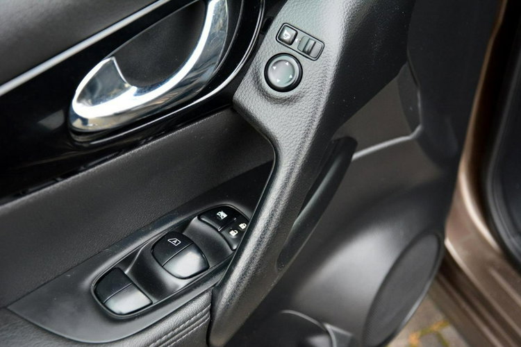 Nissan Qashqai 1.6dci(130KM)4x4 Tekna+Led Skóry Navi Kamera360 Alu 19" ASO zdjęcie 31