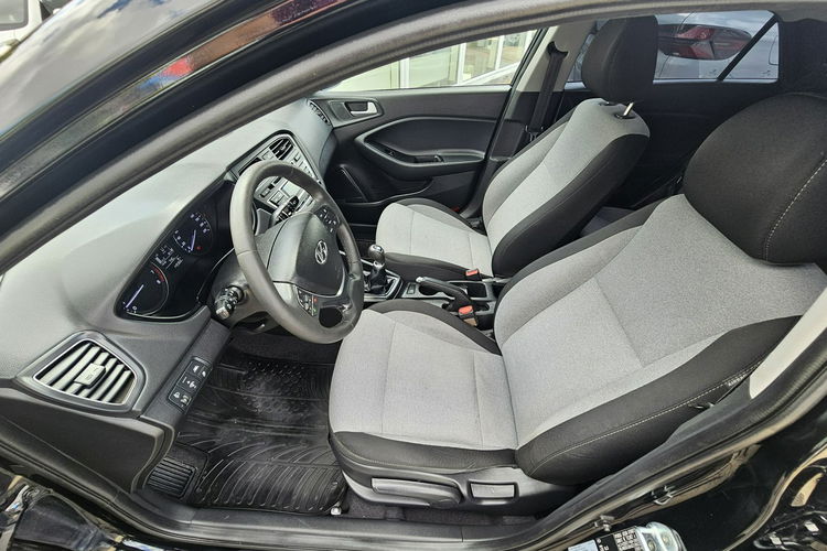 Hyundai i20 Grzane fotele i kierownica, asystent pasa ruchu, zdjęcie 19