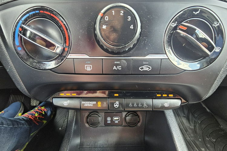 Hyundai i20 Grzane fotele i kierownica, asystent pasa ruchu, zdjęcie 20