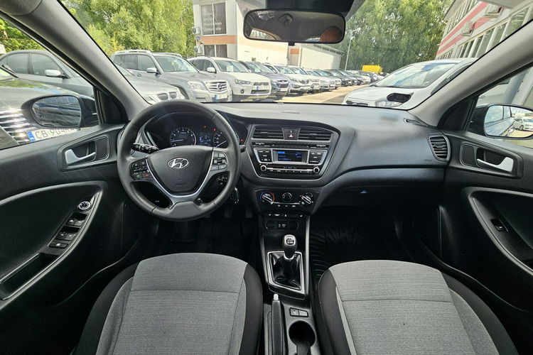 Hyundai i20 Grzane fotele i kierownica, asystent pasa ruchu, zdjęcie 22