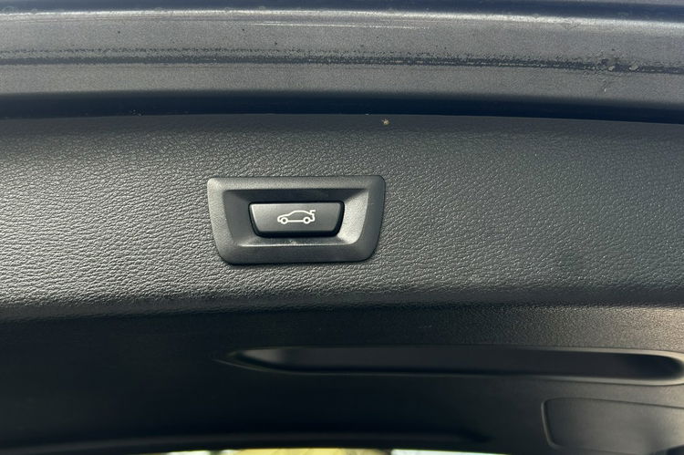 BMW X3 XDrive20d 184KM Automat M-Pakiet Panorama Bixenon El.klapa zdjęcie 15