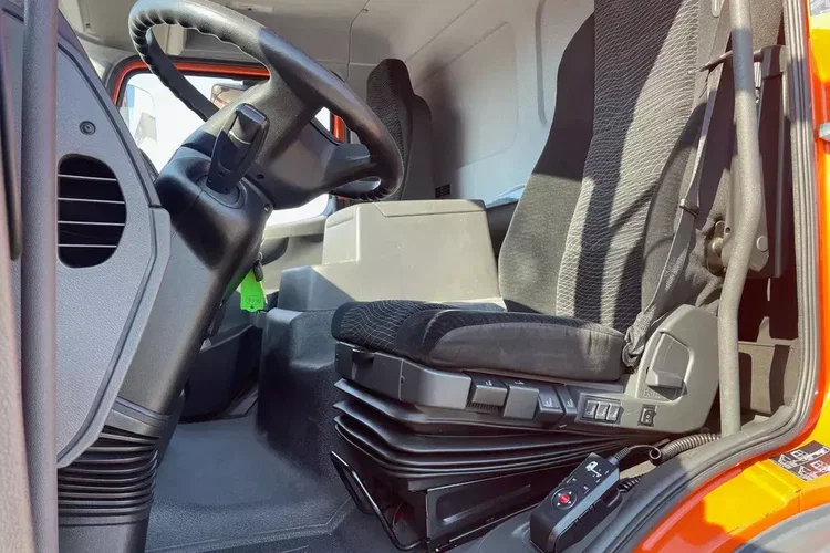 Mercedes ATEGO 1218 zdjęcie 13