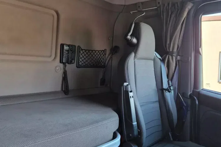 Scania R450 zdjęcie 24