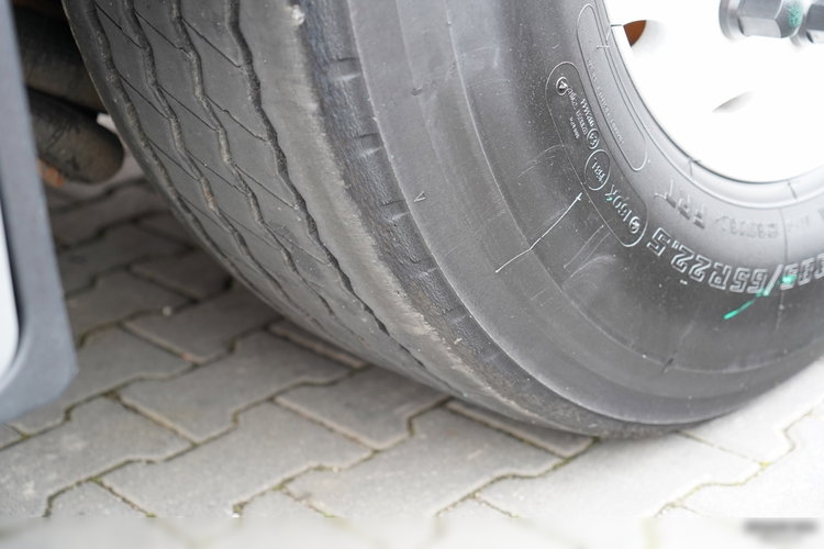 Volvo FH 500 / ZESTAW / HYDRAULIKA / RETARDER / I-SAVE / KLIMATYZACJA POSTOJOWA / KNAPEN / RUCHOMA PODŁOGA 90 M3 / OŚ PODNOSZONA / SAF / ALUFELGI / zdjęcie 23