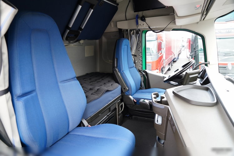 Volvo FH 500 / ZESTAW / HYDRAULIKA / RETARDER / I-SAVE / KLIMATYZACJA POSTOJOWA / KNAPEN / RUCHOMA PODŁOGA 90 M3 / OŚ PODNOSZONA / SAF / ALUFELGI / zdjęcie 40
