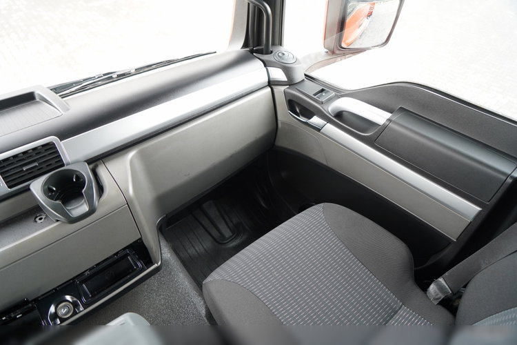 MAN TGS 26.400 / 6x4 / WYWROTKA 2 STRONNA  + HDS HMF 1530 K2  / HYDROBURTA / CHWYTAK / PILOT /  NAVI /  zdjęcie 46