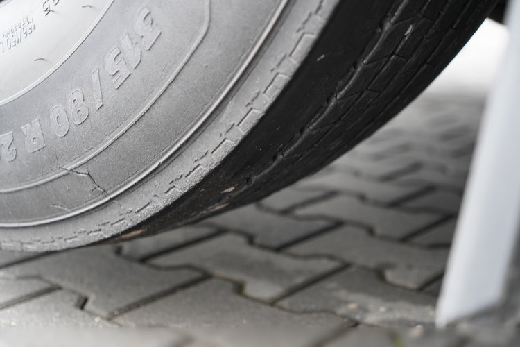 MAN TGS 26.440 / 6X2 / SKRZYNIOWY 7, 5 M / OŚ PODNOSZONA  + HDS PALFINGER PK 18002  / MAX UDŹWIG: 6 000 KG / STEROWANIE RADIOWE / ROTATOR / KLIMA POSTOJOWA /  UAL / EURO 6 zdjęcie 32