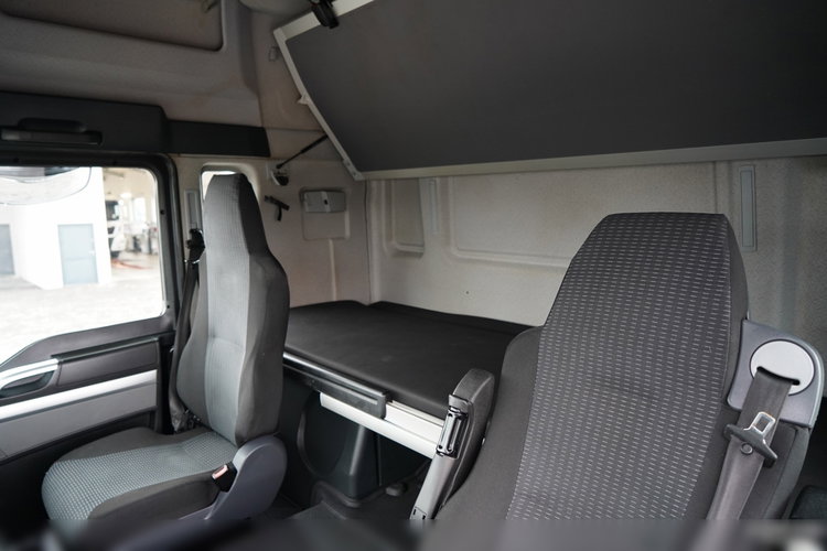 MAN TGS 26.440 / 6X2 / SKRZYNIOWY 7, 5 M / OŚ PODNOSZONA  + HDS PALFINGER PK 18002  / MAX UDŹWIG: 6 000 KG / STEROWANIE RADIOWE / ROTATOR / KLIMA POSTOJOWA /  UAL / EURO 6 zdjęcie 37