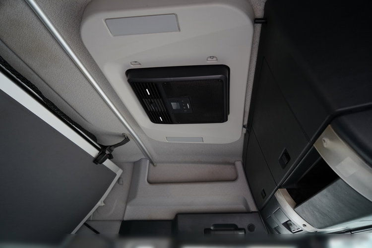 MAN TGS 26.440 / 6X2 / SKRZYNIOWY 7, 5 M / OŚ PODNOSZONA  + HDS PALFINGER PK 18002  / MAX UDŹWIG: 6 000 KG / STEROWANIE RADIOWE / ROTATOR / KLIMA POSTOJOWA /  UAL / EURO 6 zdjęcie 46