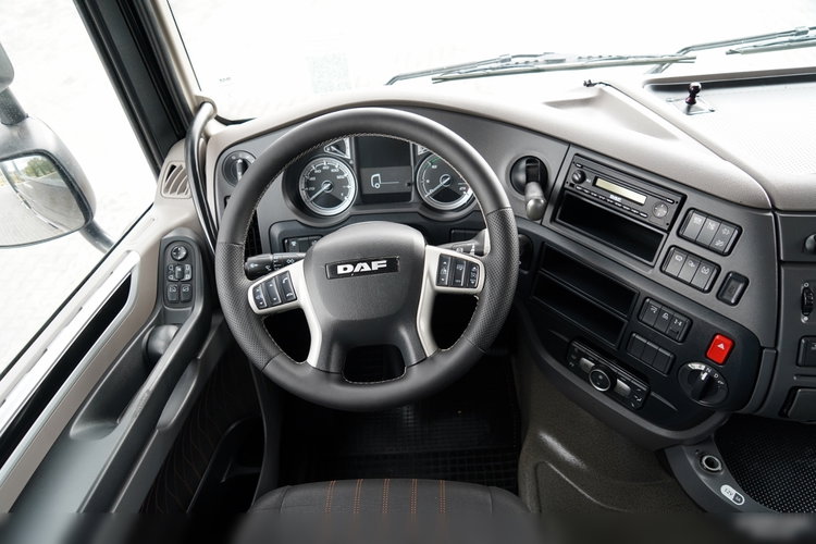 DAF XF 480 / SOLÓWKA / 6X2 / MEGA / OŚ PODNOSZONA / KLIMATYZACJA POSTOJOWA / 2019 / zdjęcie 35