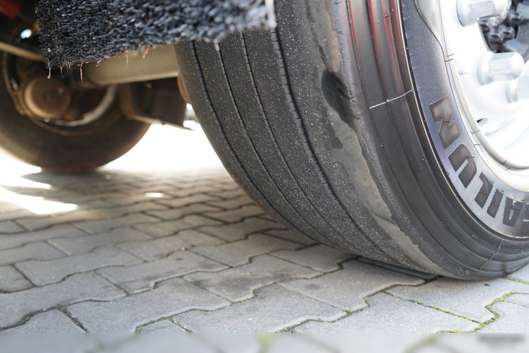 Schmitz FIRANKA VARIOS / PODNOSZONY DACH / OPONY 385/55 R22, 5 / 2016 ROK zdjęcie 23