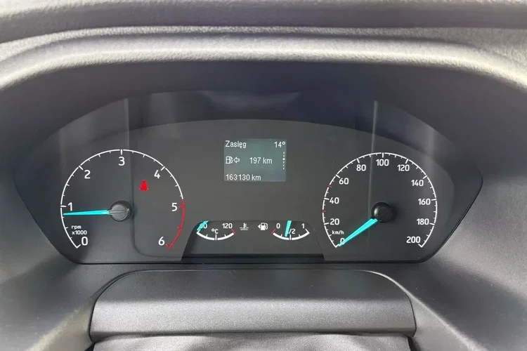 Ford transit-custom L2H2 61900zł NETTO 2.0TdCi/170KM zdjęcie 23