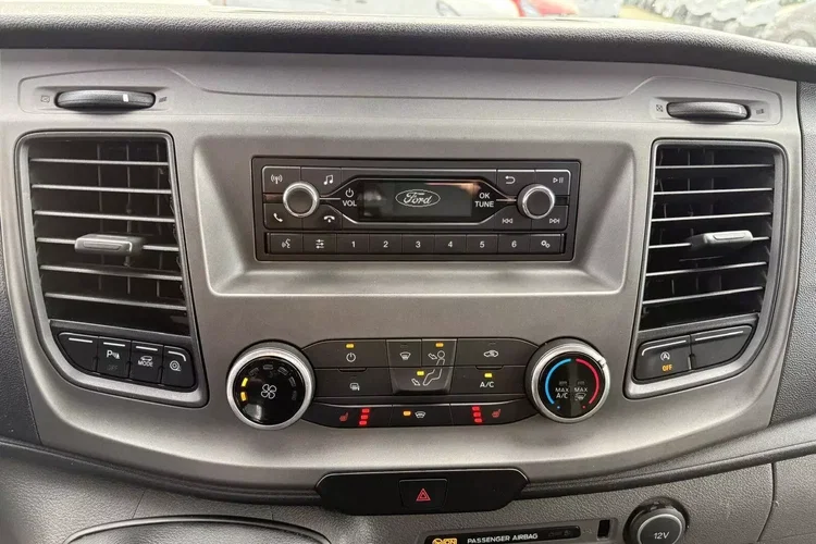 Ford transit-custom L2H2 61900zł NETTO 2.0TdCi/170KM zdjęcie 24