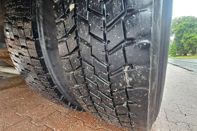 Mercedes 1824 L AXOR-R BRAMOWIEC zdjęcie 8