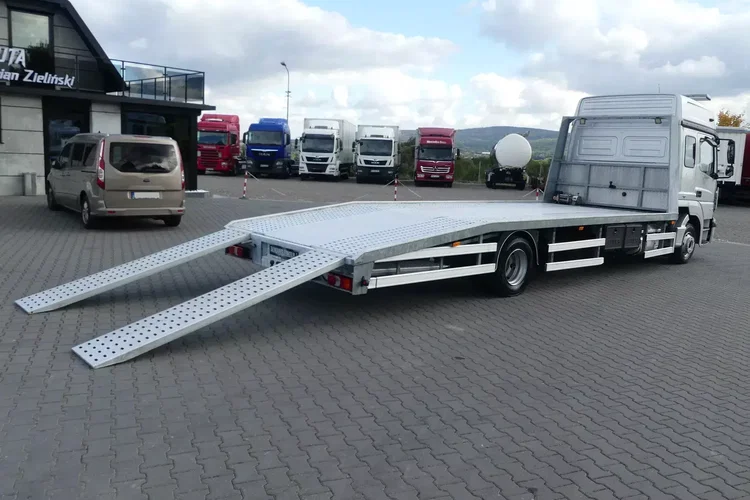 Mercedes ATEGO 1224 / Euro 6 / LAWETA / SILNIK 100 TYS PRZEBIEGU / zdjęcie 18