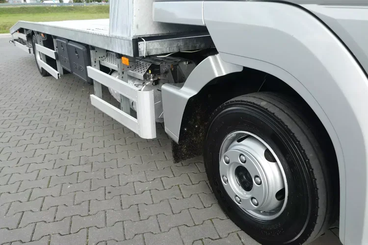 Mercedes ATEGO 1224 / Euro 6 / LAWETA / SILNIK 100 TYS PRZEBIEGU / zdjęcie 21