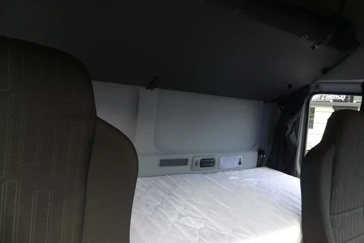 Mercedes ATEGO 1224 / Euro 6 / LAWETA / SILNIK 100 TYS PRZEBIEGU / zdjęcie 31