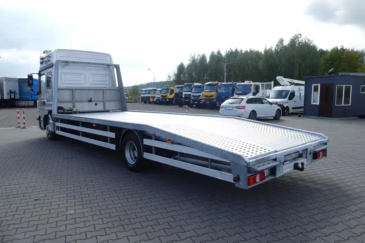 Mercedes ATEGO 1224 / Euro 6 / LAWETA / SILNIK 100 TYS PRZEBIEGU / zdjęcie 5