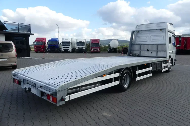 Mercedes ATEGO 1224 / Euro 6 / LAWETA / SILNIK 100 TYS PRZEBIEGU / zdjęcie 9