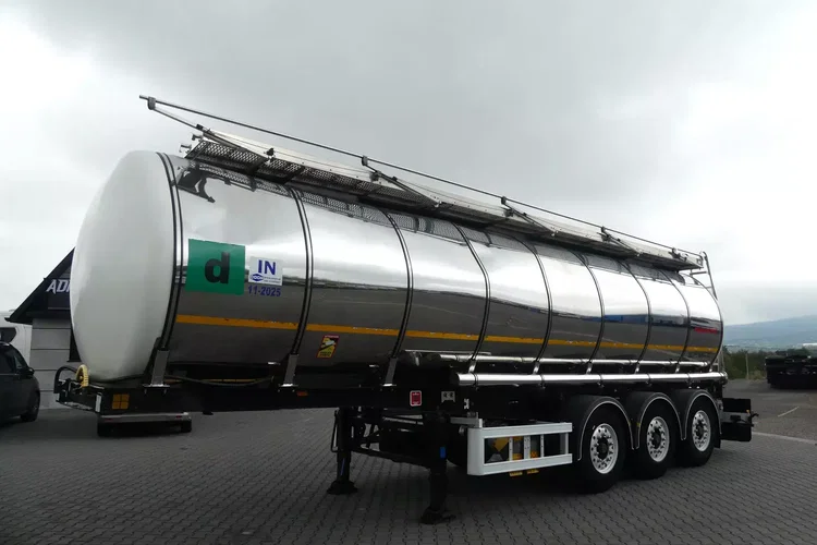 KAESSBOHRER CYSTERNA SPOŻYWCZA / 3 KOMOROWA / zdjęcie 3