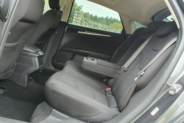 Ford Mondeo 1.5 TDCi # Convers+ # Navi SYNC # LED # ParkPilot # Mega Stan zdjęcie 8