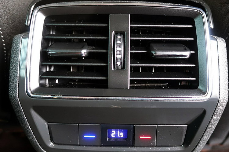 Skoda Kodiaq 7-OSÓB 4x4 DSG 190KM Navi+ACC+LED+Kamera Gwarancja 1WŁ. Kraj Bezwypadk 4x2 zdjęcie 11